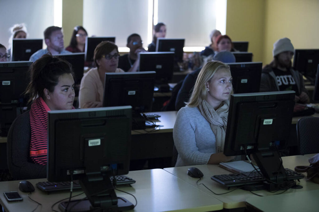 Students working in a computer lab