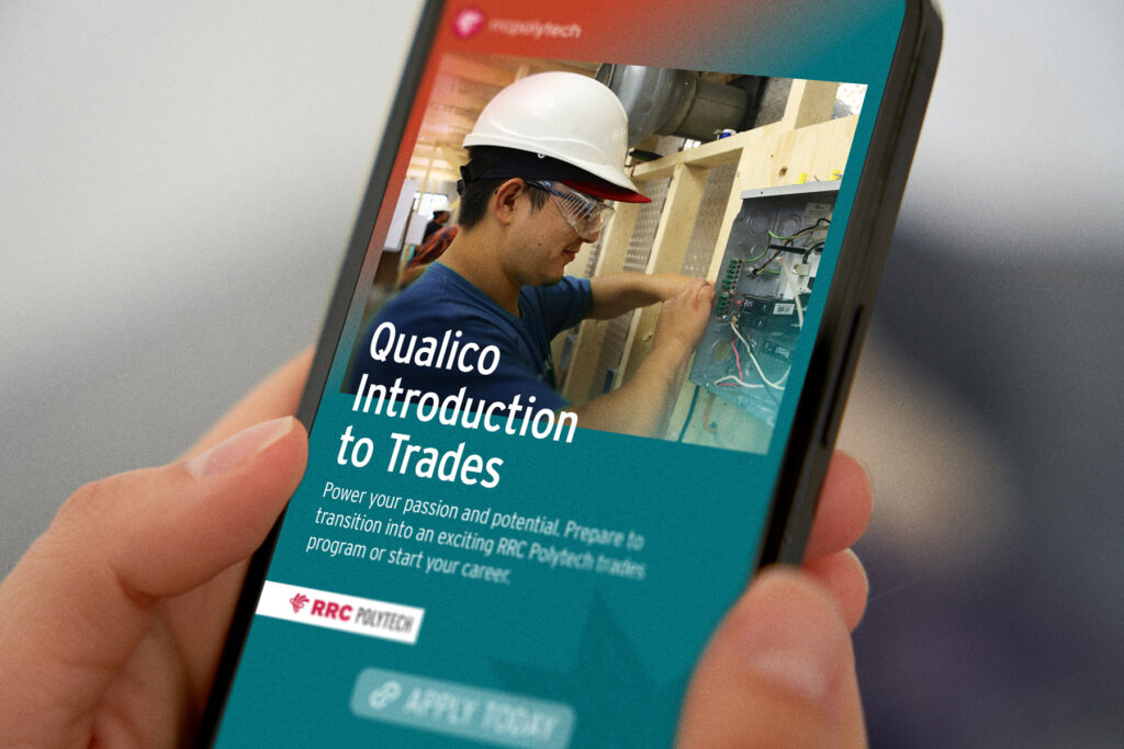 Advertisement of a program on a mobile phone